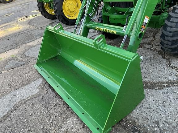 Image of John Deere 440R equipment image 1