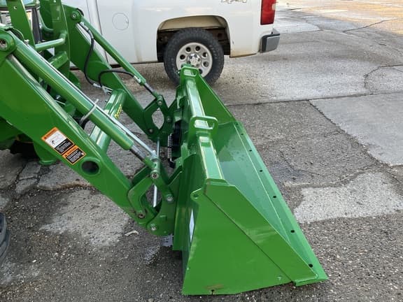 Image of John Deere 440R equipment image 2