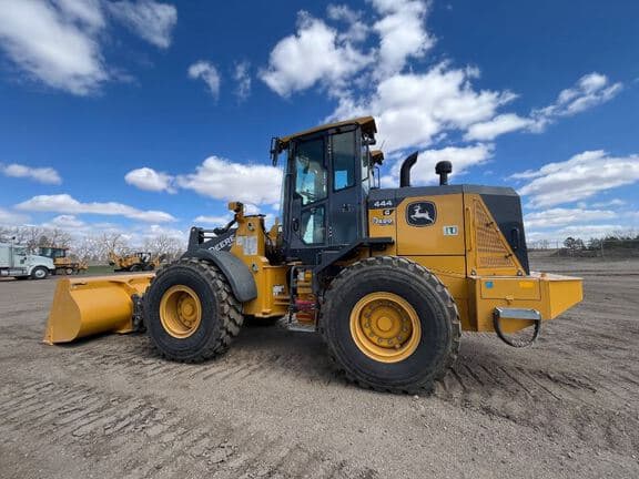Image of John Deere 444G equipment image 1