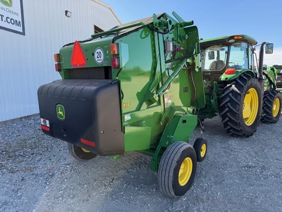 Image of John Deere 451E equipment image 4