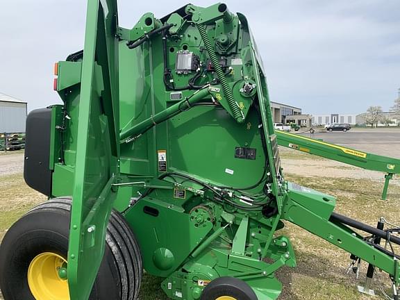 Image of John Deere 451M equipment image 3