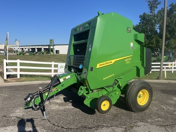 2024 John Deere 451M Silage Special Equipment Image0