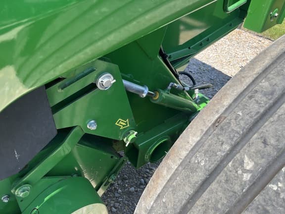 Image of John Deere 451M equipment image 4
