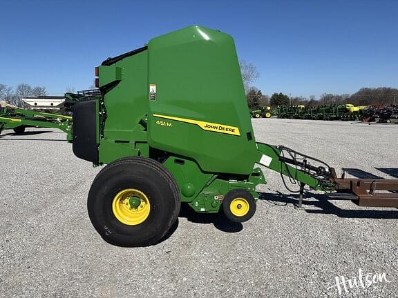 Image of John Deere 451M Primary image