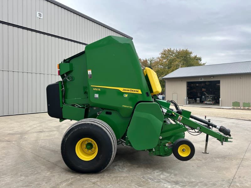 Image of John Deere 451R Precutter Primary image