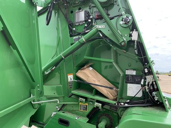 Image of John Deere 451R equipment image 4
