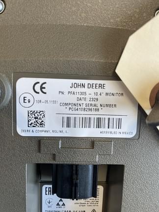 Image of John Deere Gen 4 Extended Monitor Image 1