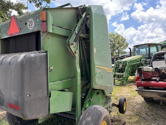Image of John Deere 461M equipment image 2