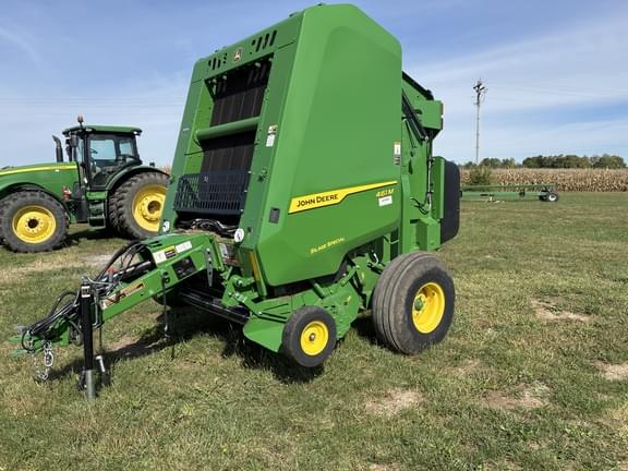 Image of John Deere 461M equipment image 2