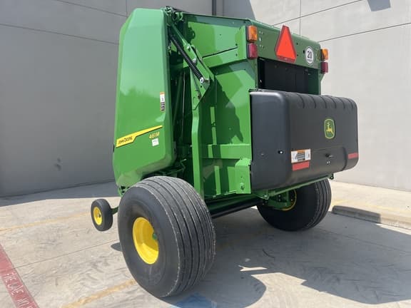 Image of John Deere 461M equipment image 3