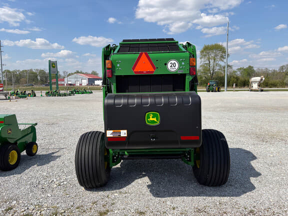 Image of John Deere 461M Silage Special equipment image 2