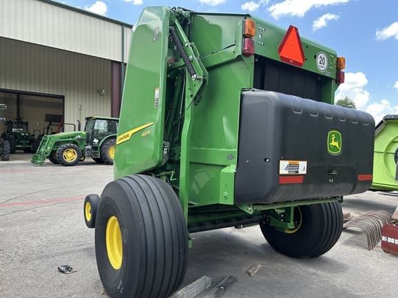 Image of John Deere 461M equipment image 2