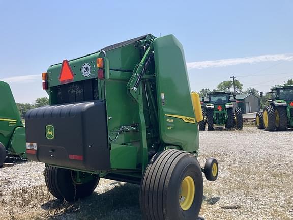 Image of John Deere 461M equipment image 4