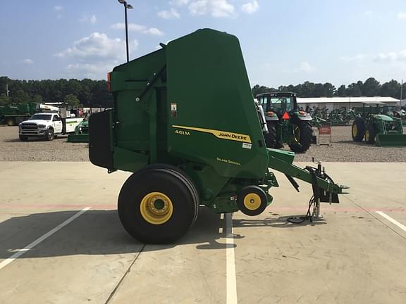 Image of John Deere 461M Silage Special equipment image 3