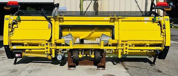 Image of John Deere 46R equipment image 4