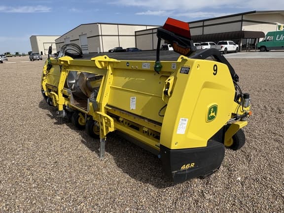 Image of John Deere 46R equipment image 3