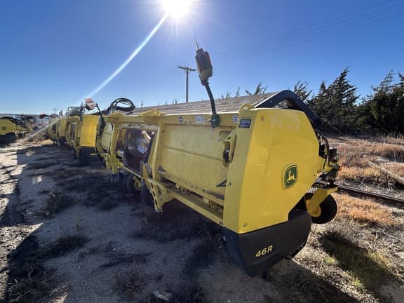 Image of John Deere 46R equipment image 4