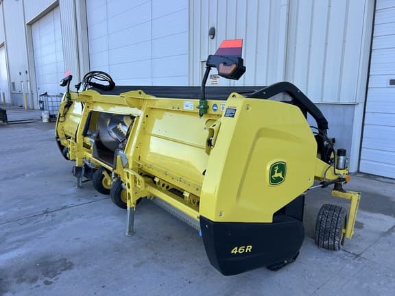 Image of John Deere 46R equipment image 2