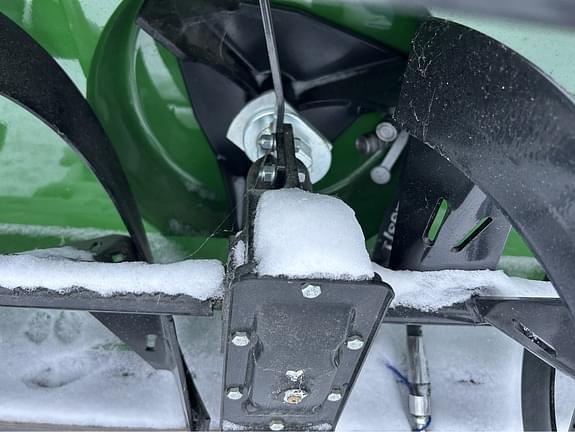 Image of John Deere 48" Snowblower Image 1