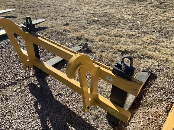 Image of John Deere Pallet Forks Primary image