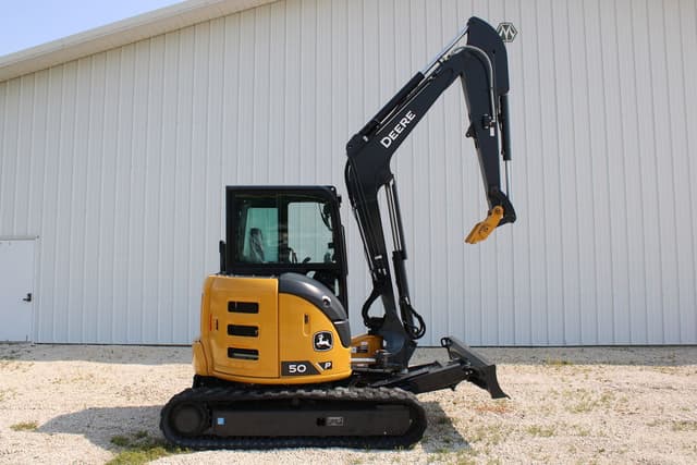 Image of John Deere 50P equipment image 1