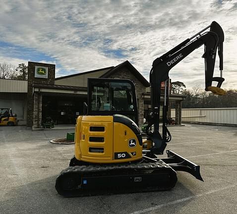 Image of John Deere 50P equipment image 3