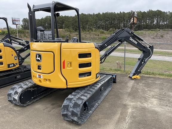 Image of John Deere 50P equipment image 3