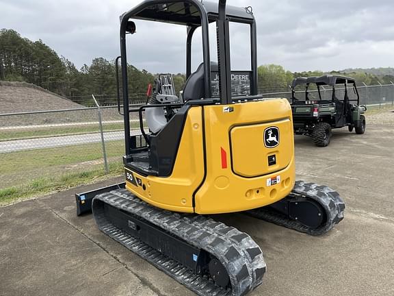 Image of John Deere 50P equipment image 4