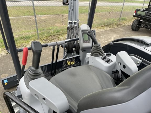 2025 John Deere 50P Equipment Image0