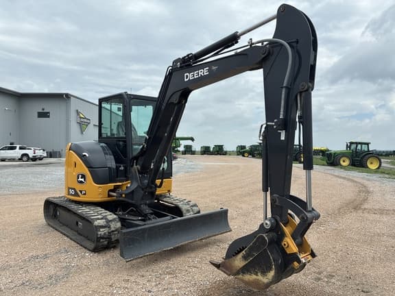 Image of John Deere 50P equipment image 3
