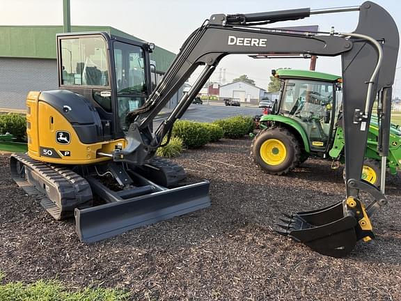 Image of John Deere 50P equipment image 3
