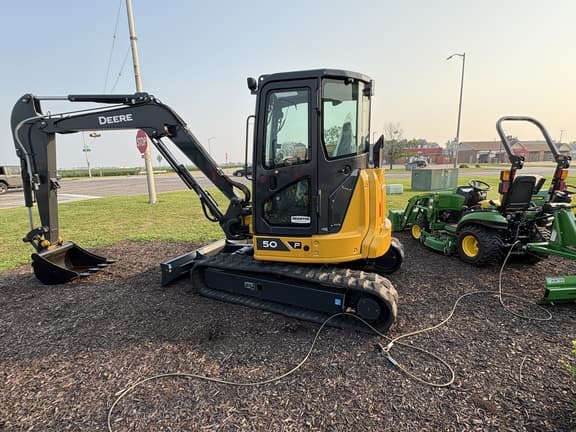 Image of John Deere 50P equipment image 1