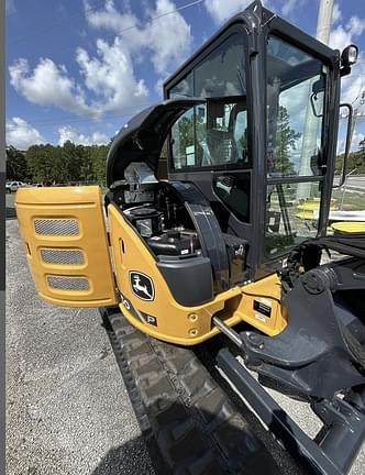 Image of John Deere 50P equipment image 3