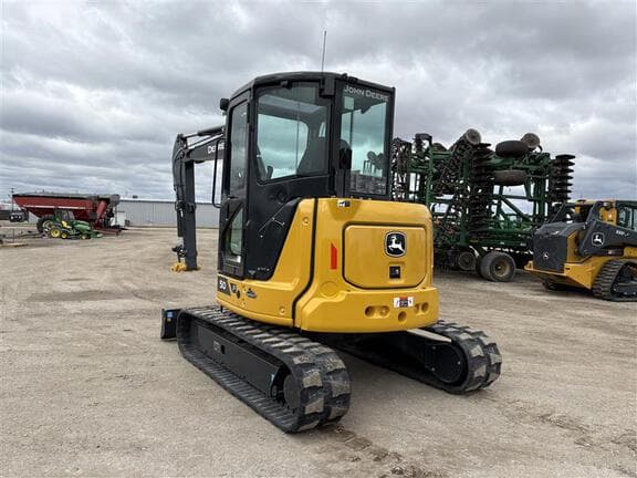 Image of John Deere 50P equipment image 3