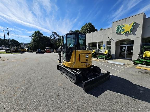 Image of John Deere 50P equipment image 2