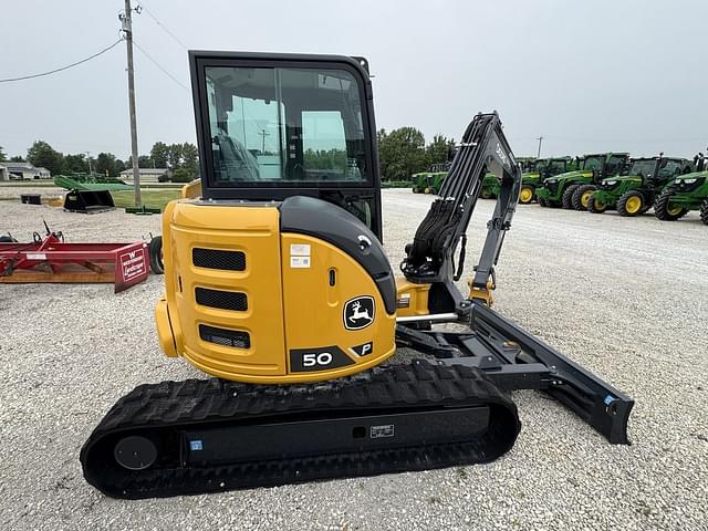 Image of John Deere 50P equipment image 2
