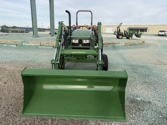 Image of John Deere 5050E equipment image 2