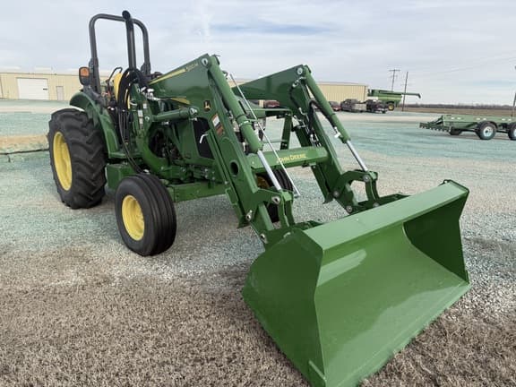Image of John Deere 5050E equipment image 3