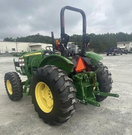 Image of John Deere 5050E equipment image 3