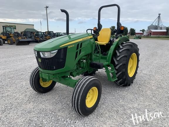 Image of John Deere 5050E equipment image 1