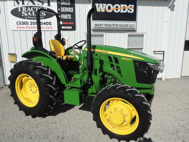 Image of John Deere 5050E equipment image 2