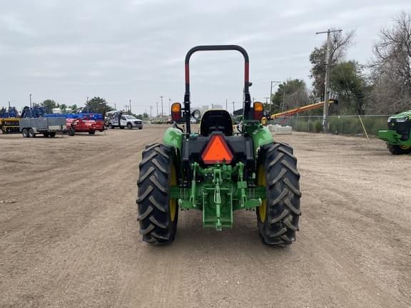 Image of John Deere 5050E equipment image 4