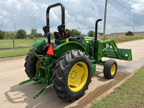 Image of John Deere 5050E equipment image 4