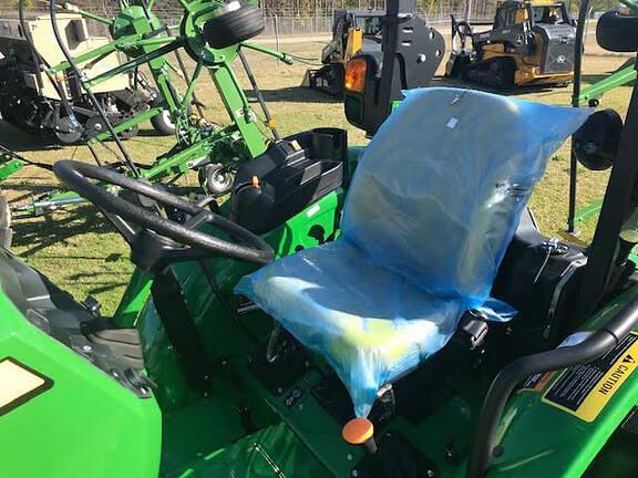 Image of John Deere 5050E equipment image 4