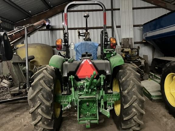 Image of John Deere 5050E equipment image 2