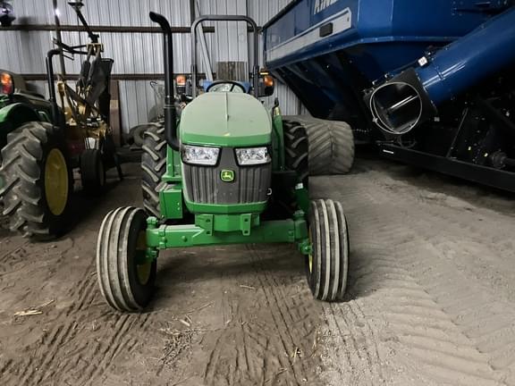 Image of John Deere 5050E equipment image 2