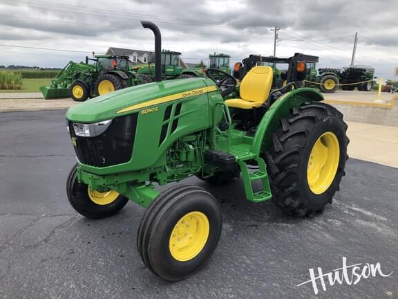 Image of John Deere 5050E equipment image 1
