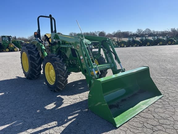 Image of John Deere 5050E equipment image 3
