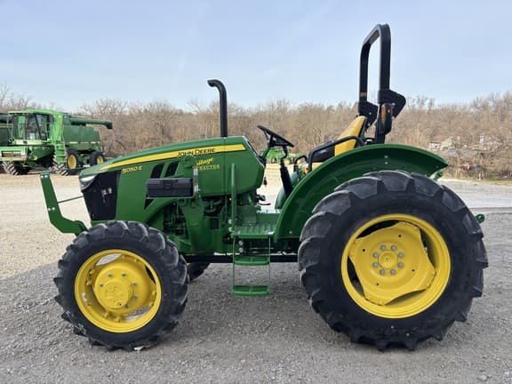 Image of John Deere 5050E equipment image 1
