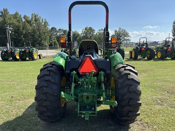 Image of John Deere 5050E equipment image 4